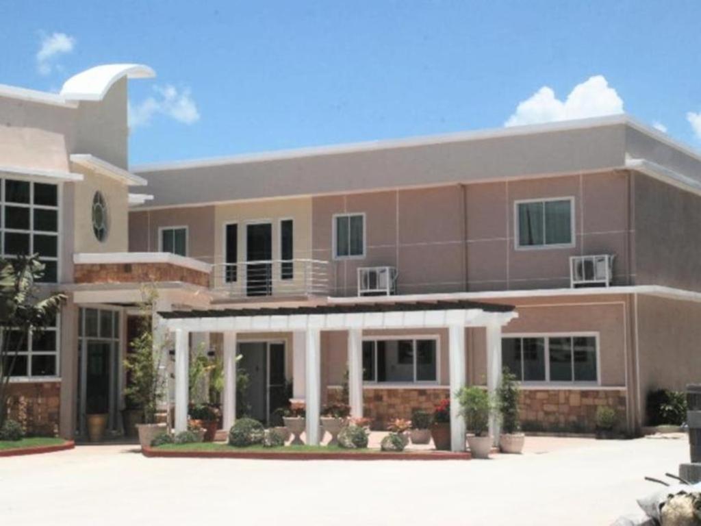 Regal Plaza Hotel Nabua Exterior foto